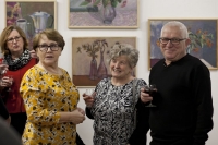 Wernisaż wystawy twórczości uczestniczek zajęć w pracowni malarstwa sztalugowego