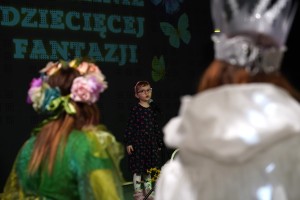 PRZEGLĄD POEZJI W KRAINIE DZIECIĘCEJ WYOBRAŹNI