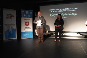  IV POWIATOWYM KONKURSIE RECYTATORSKIM
Z JĘZYKA ANGIELSKIEGO I NIEMIECKIEGO
W języku Szekspira i Goethego